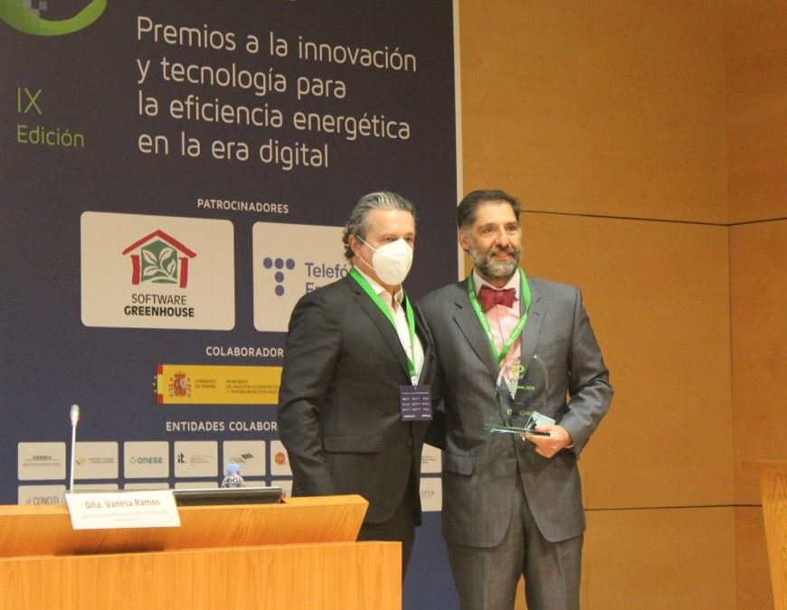 Los enerTIC Awards reconocen a Antonio Cortés Ruiz, CEO de Grupo Neoelectra, por su contribución a la eficiencia energética